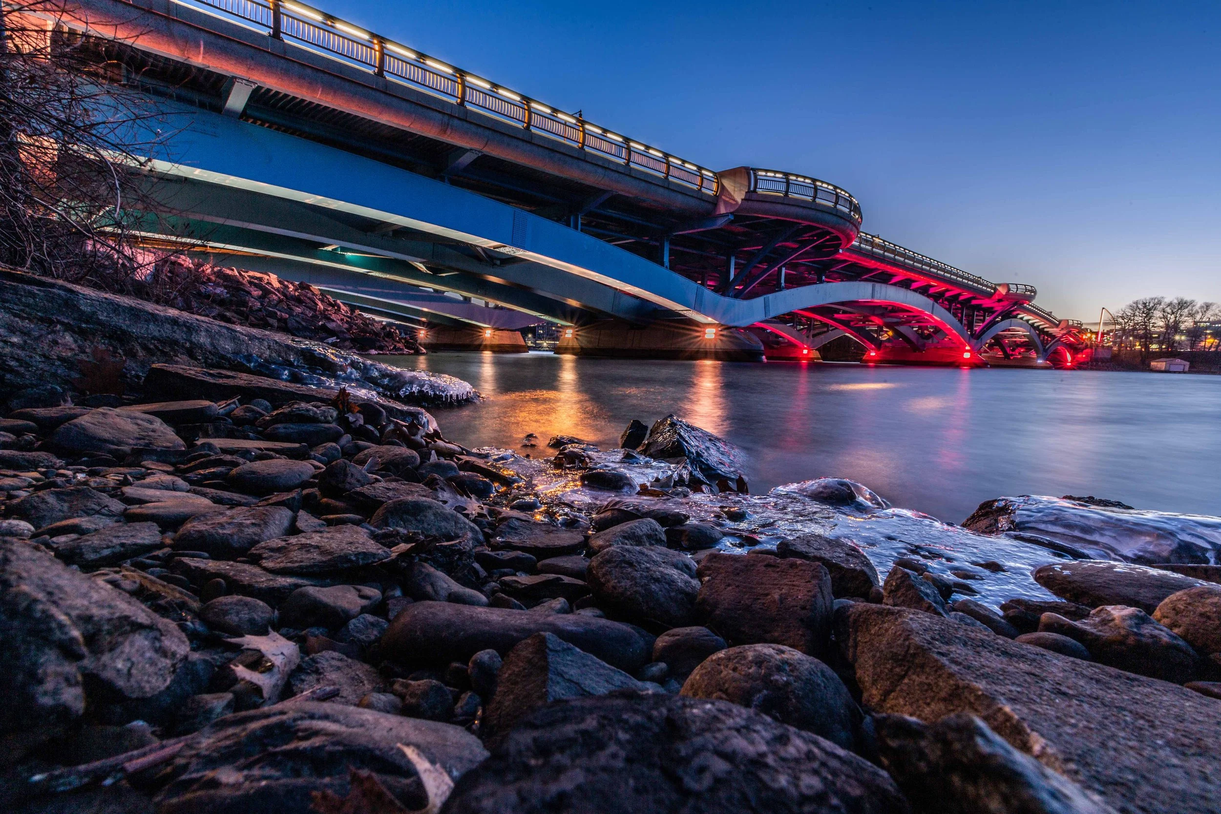Kenneth_F_Burns_Memoria_Bridge_Worcester_MA_commercial_advertising_product_photography_boston_8185.jpg