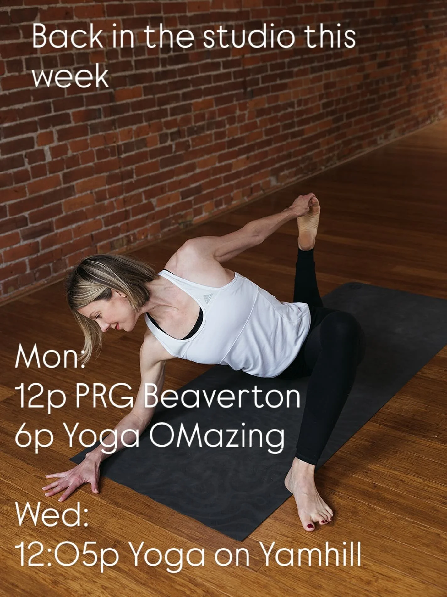 Back in the studio this week and working on some twisting 💫 
Mon: 12p Vinyasa @portlandrockgym Beaverton 
6p Int/Adv Vinyasa @yogaomazing 
Weds: 12:05 Power Vinyasa @yogaonyamhill

#4beatyoga #vinyasa #pdxyoga #pdxyogascene