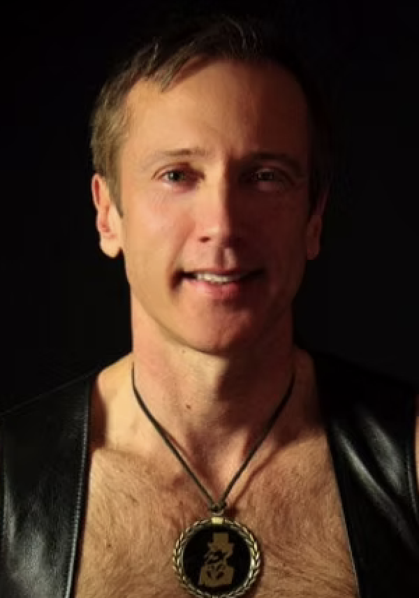 Ken Hurst --
Mr. OCH 2009 --
Mr. Los Angeles Leather 2009