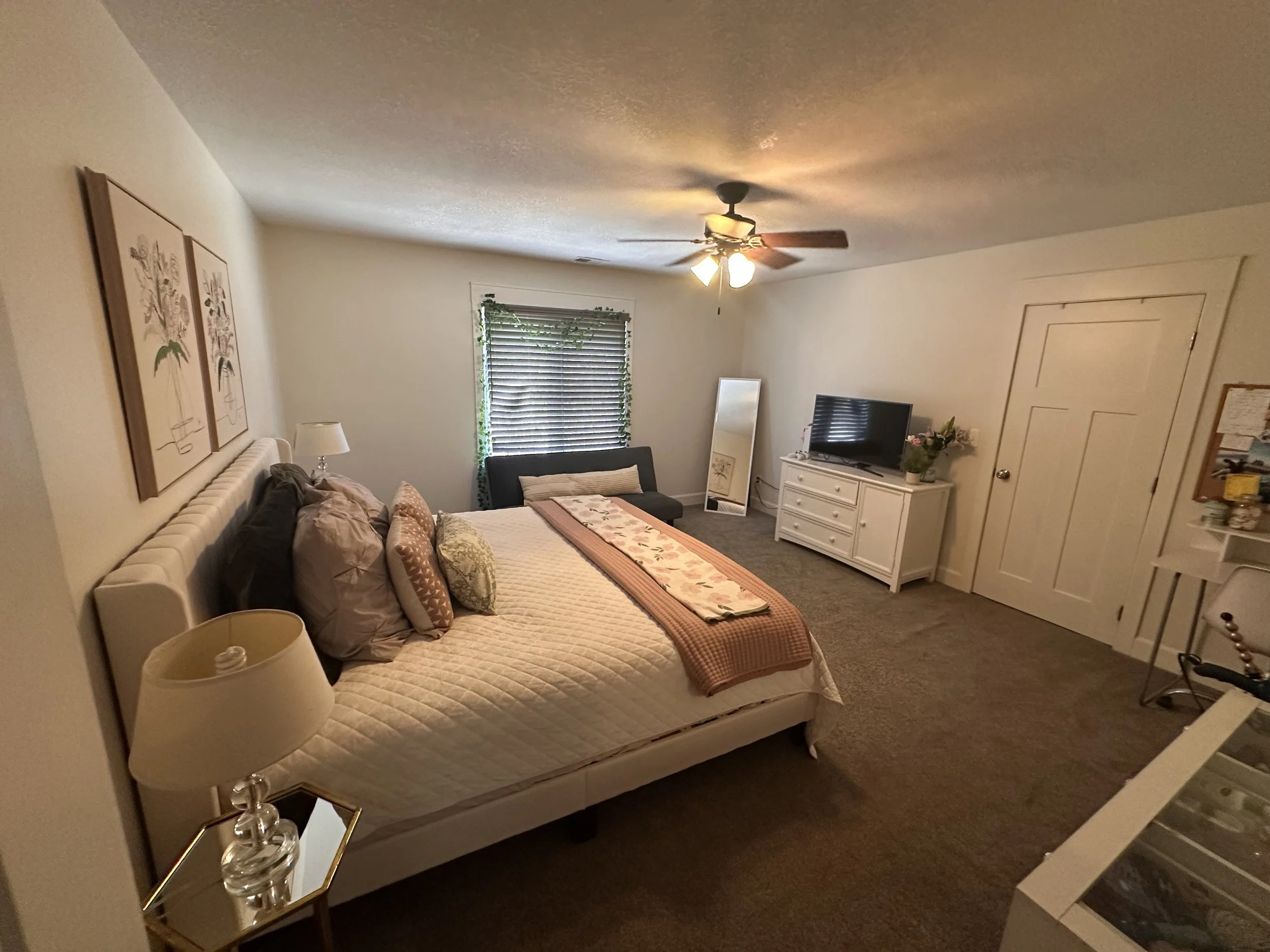 Upstairs Bedroom #2