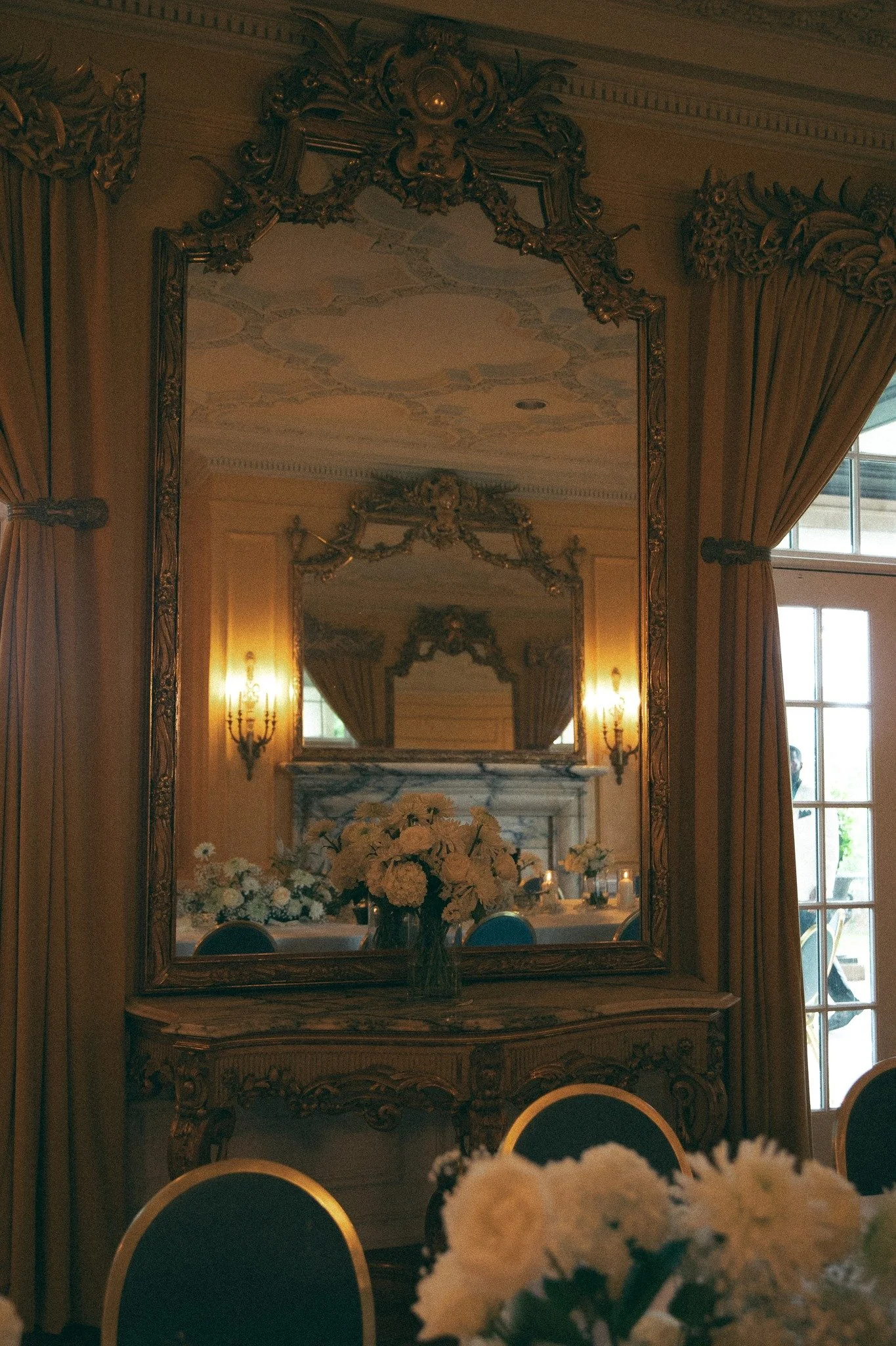 Mirror Bride Bouqet.jpg