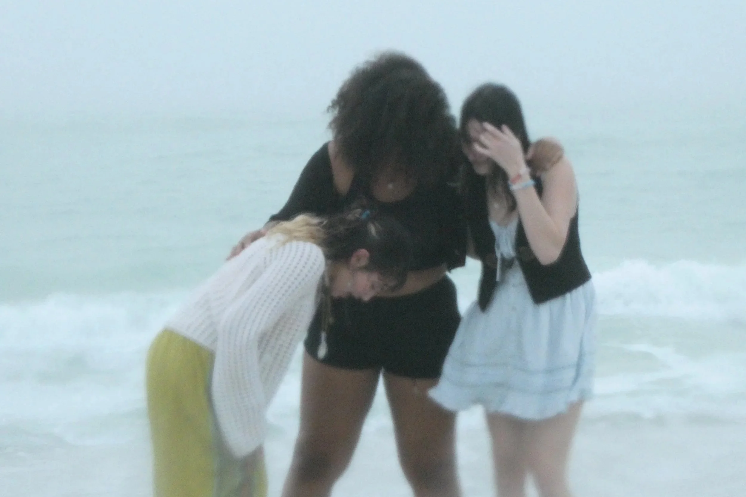 I’m Drifting Away from my Hometown Best Friends and it Hurts