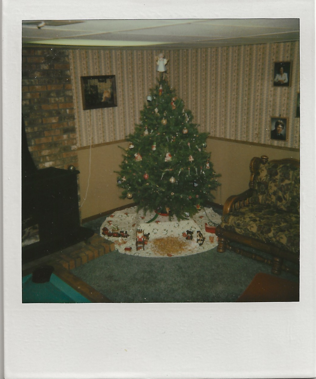 Basement Christmas Tree.png