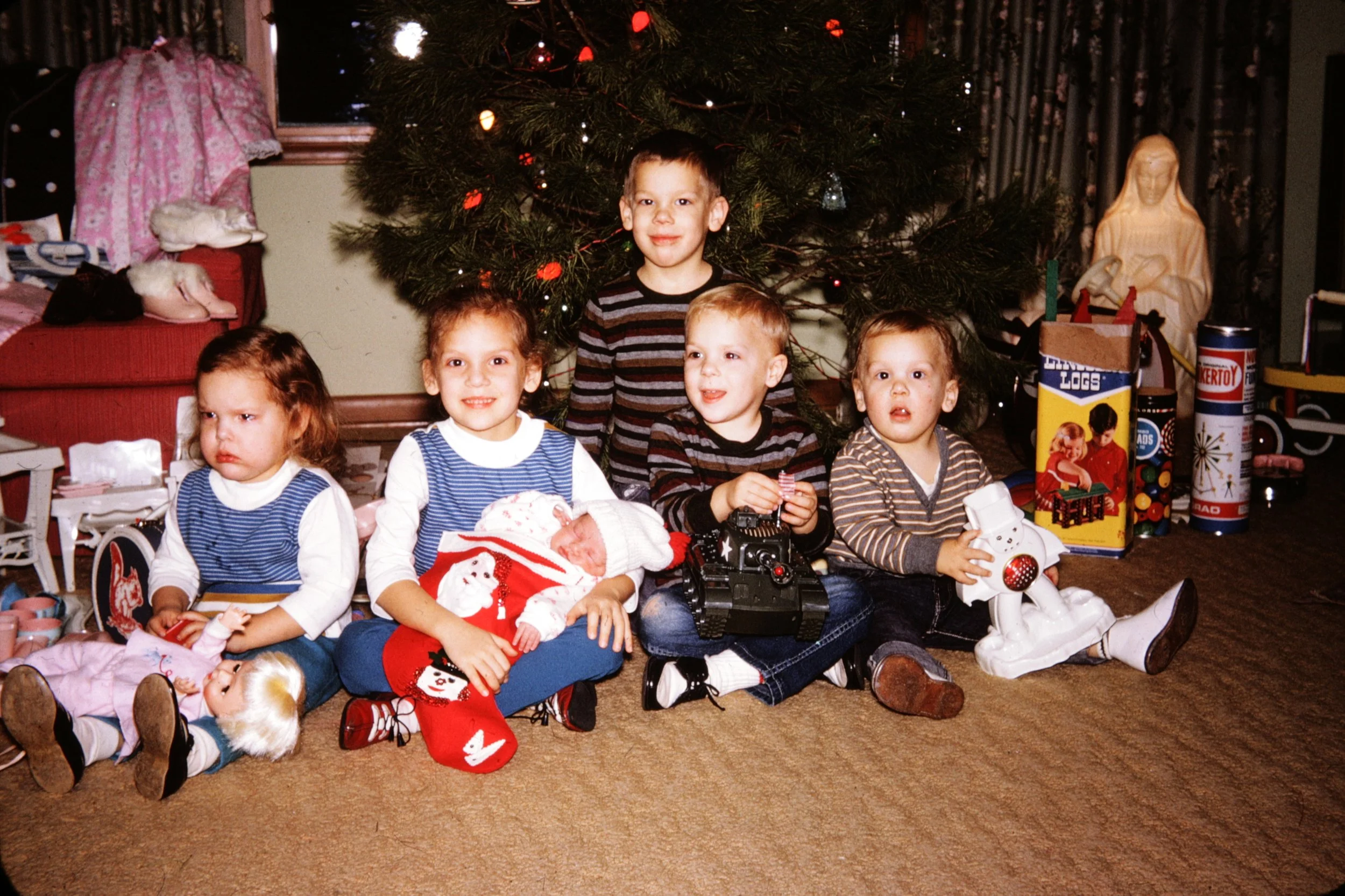 Cathy, Annie, Janie, Mark, Jim, Matthew Christmas.JPG