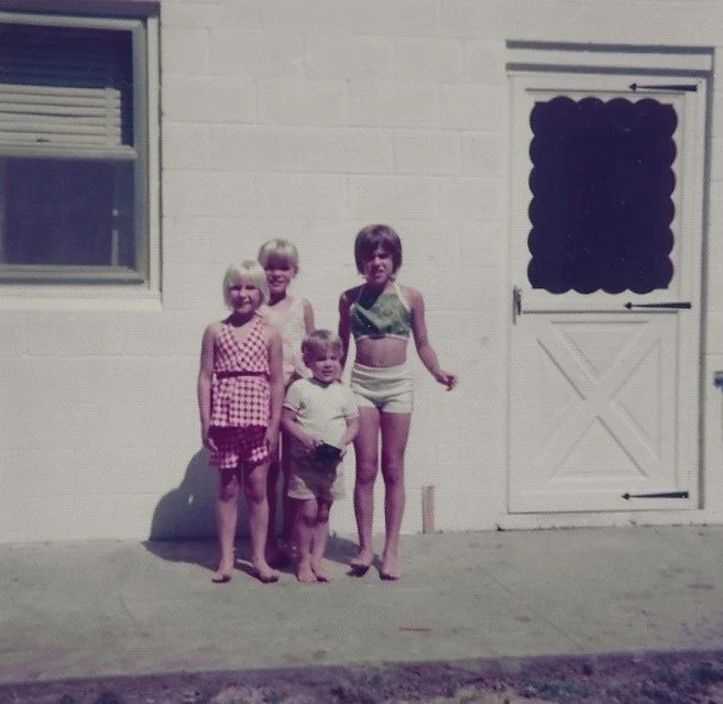 Barbara, Beth, Bob, & Janie