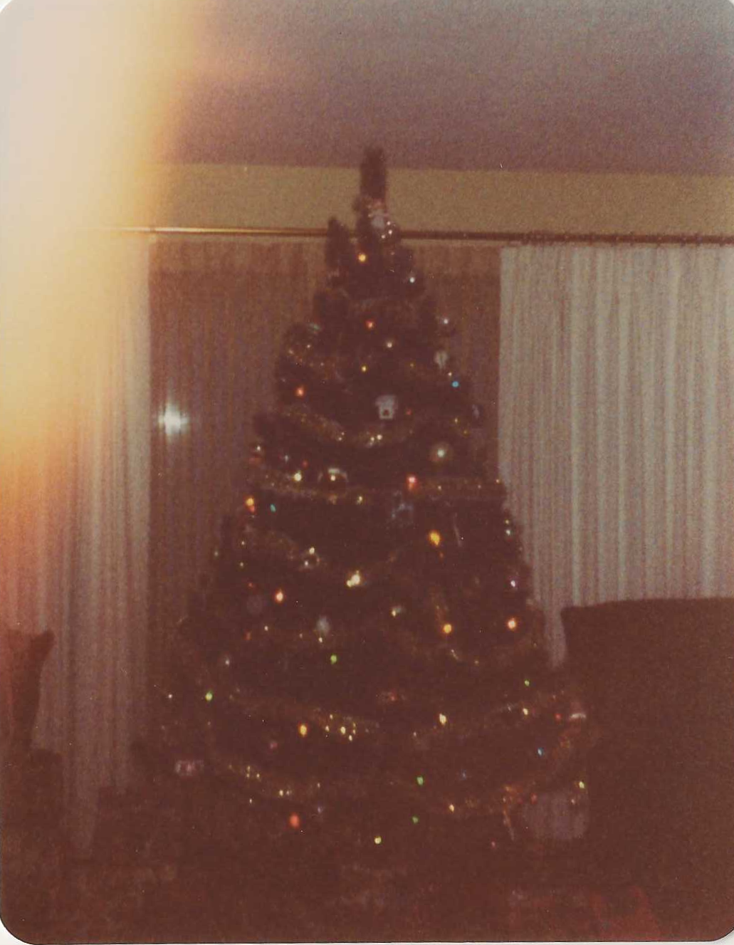 Christmas Tree (2).png