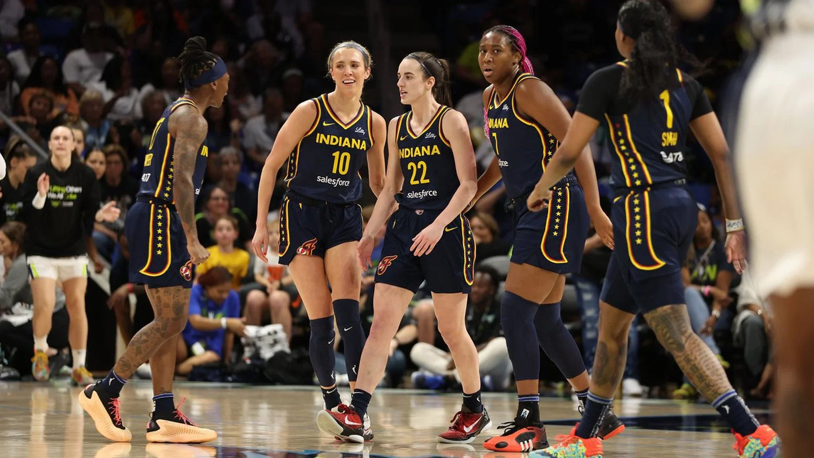 La revolución ya firmó contrato con la WNBA