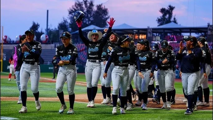 El diamante festeja a lo regio: Sultanes Femenil se corona por primera vez en su historia&nbsp;