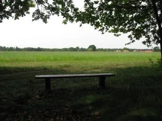Aufstellen von Ruhebänken