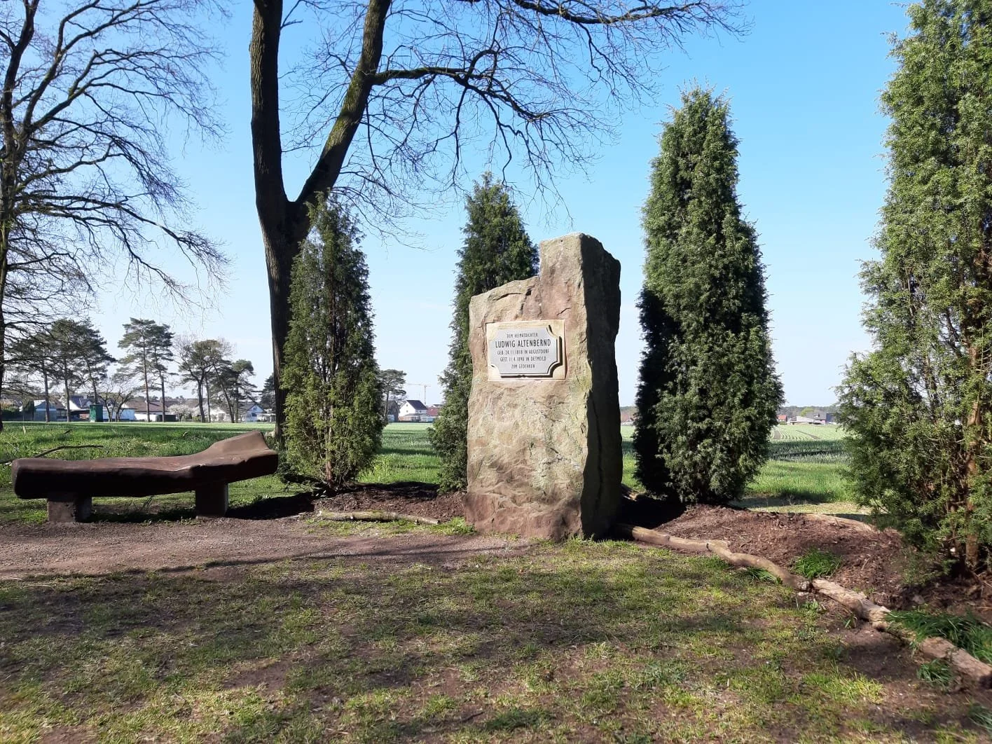 Gedenkstein für den Heimatdichter Ludwig Altenbernd