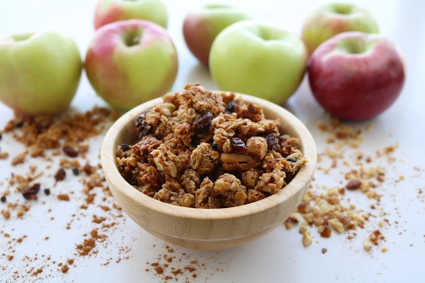 Homemade granola !❤️🌱

If you ever feel like having fun in the kitchen (*me everyday) try making a batch of granola from scratch with no recipe 😁 
I guarantee you&rsquo;ll make at least one perfect batch you will now never know the exact recipe f