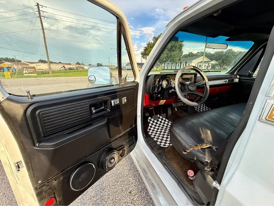 1986-chevrolet-c30-silverado-13.jpg