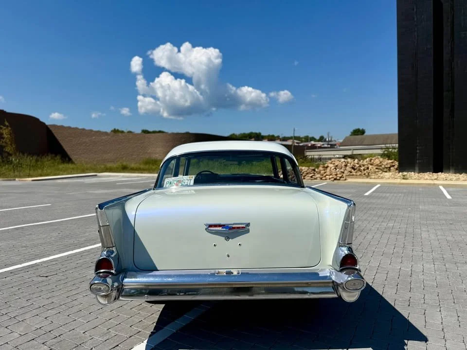 1957-chevrolet-bel-air-04.jpg