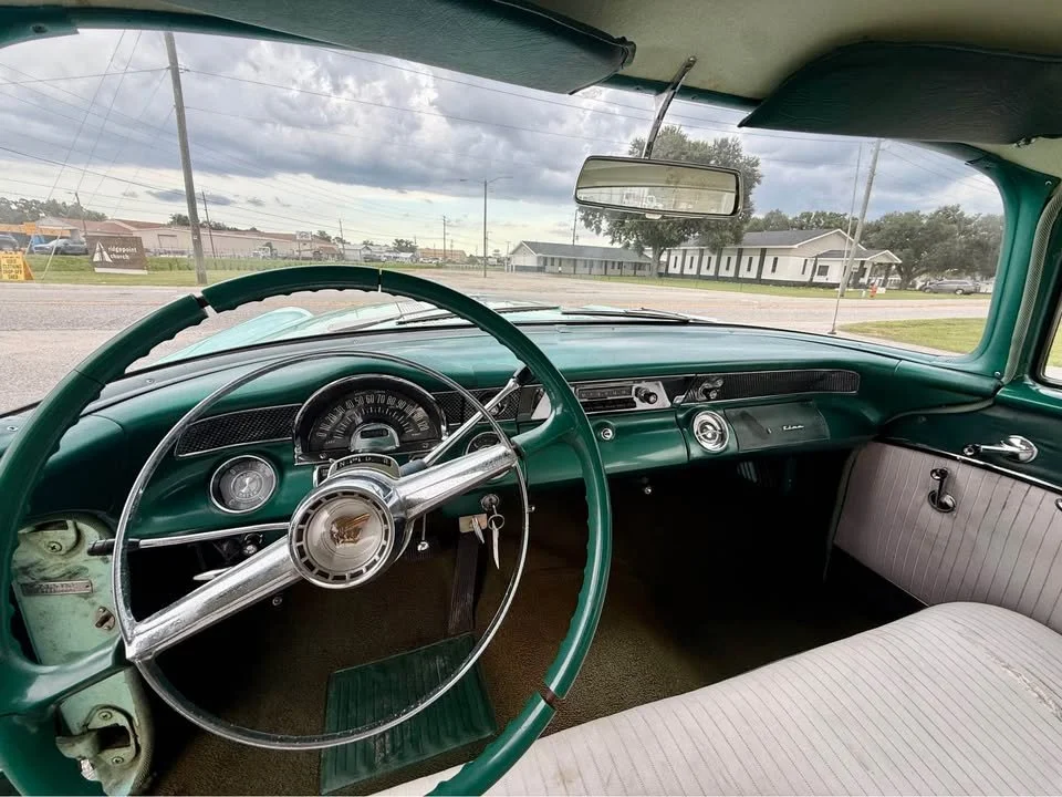 1955-pontiac-chieftain-17.jpg