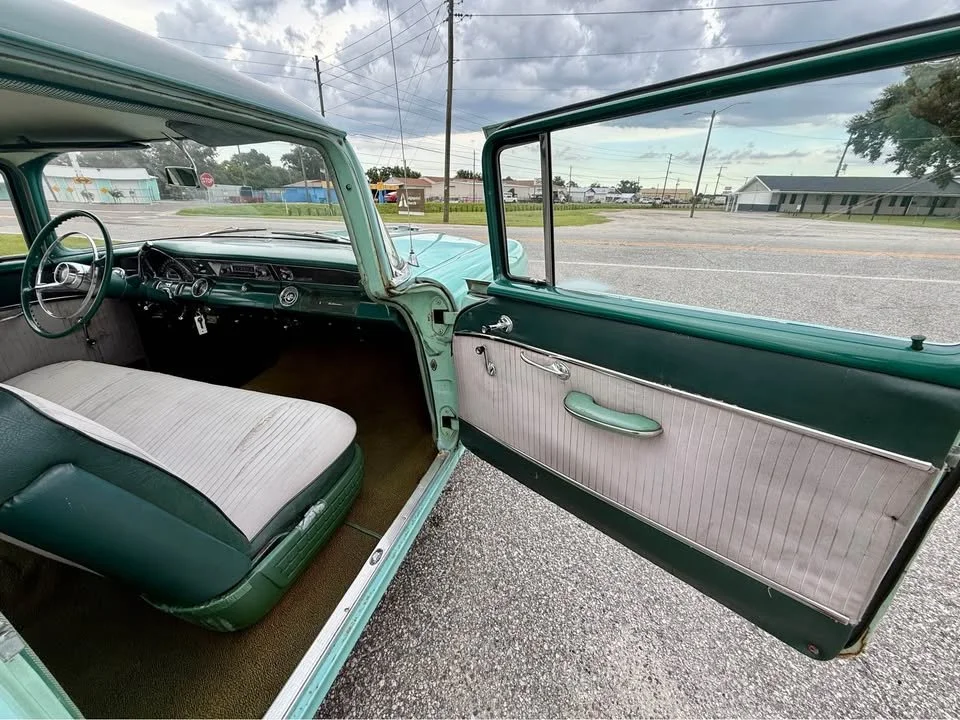 1955-pontiac-chieftain-13.jpg