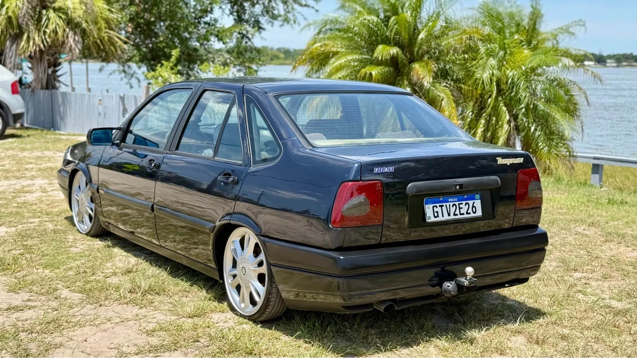 1995-fiat-tempra-16v-04.jpg