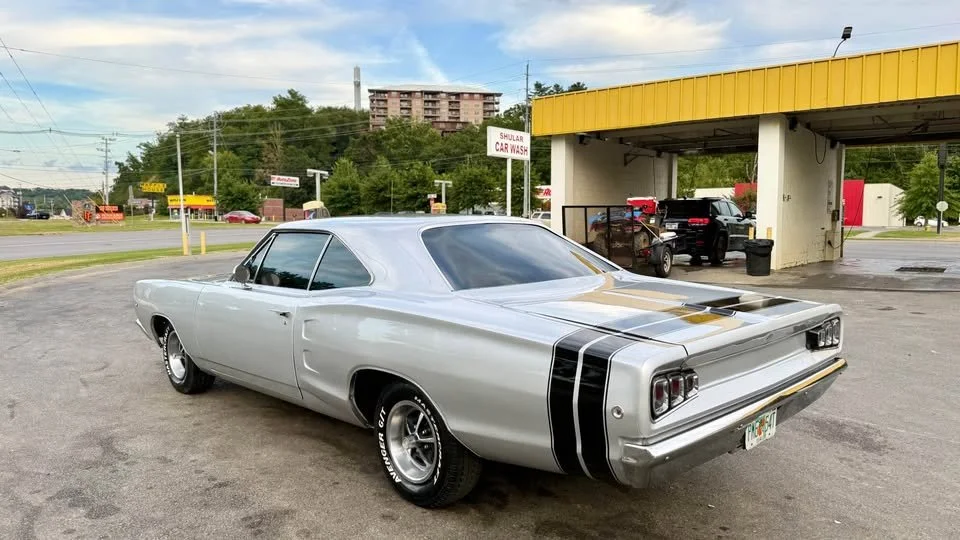 1968-dodge-coronet-rt-07.jpg
