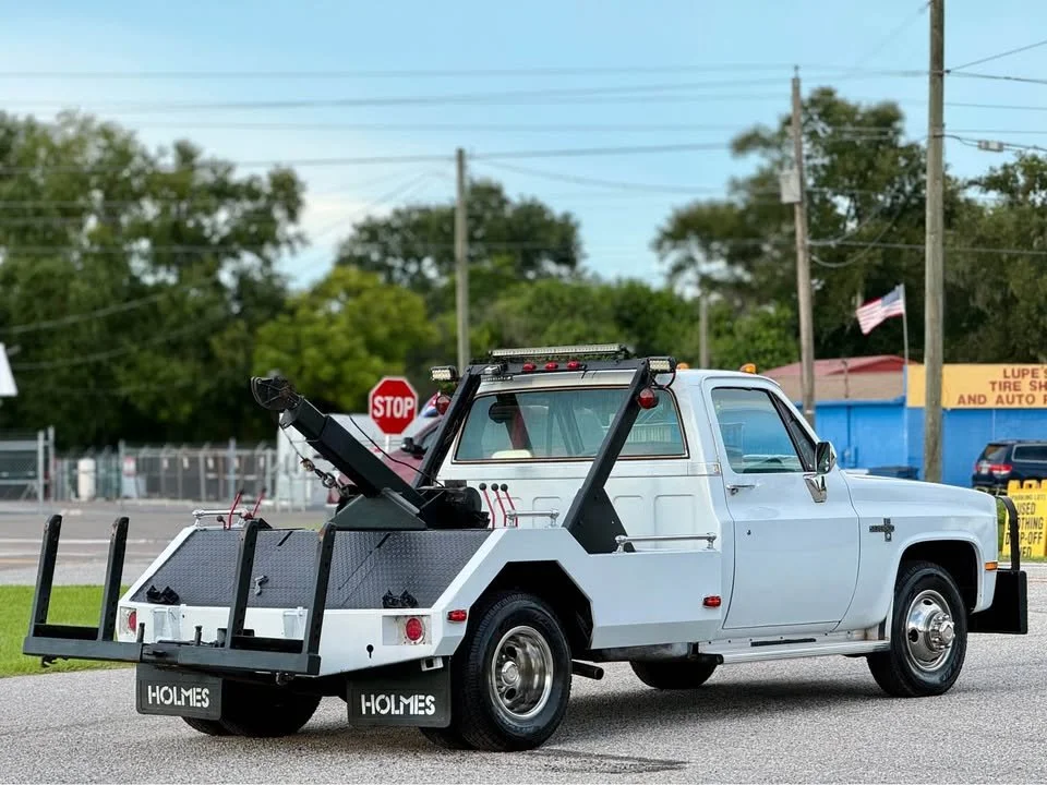 1986-chevrolet-c30-silverado-07.jpg