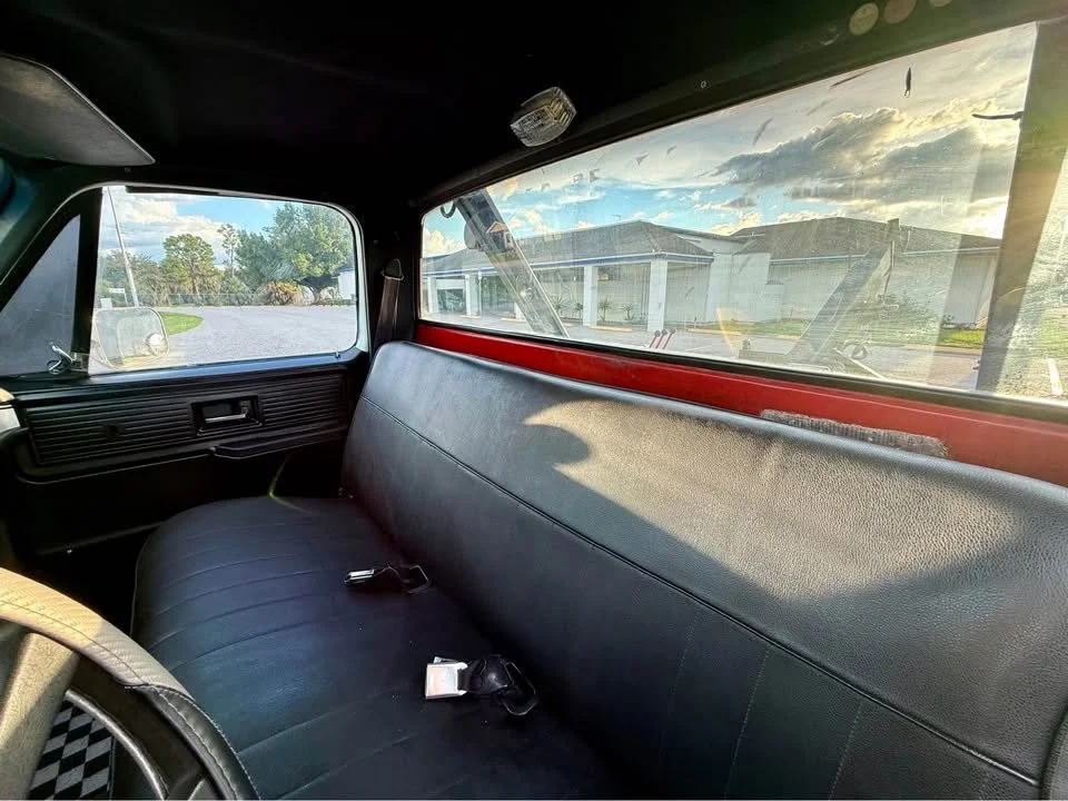 1986-chevrolet-c30-silverado-15.jpg