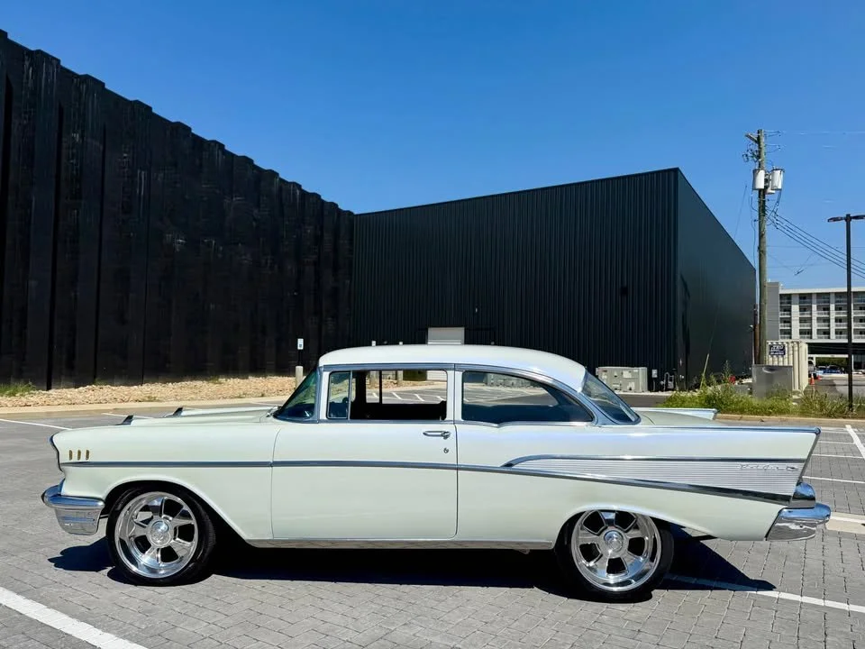 1957-chevrolet-bel-air-02.jpg