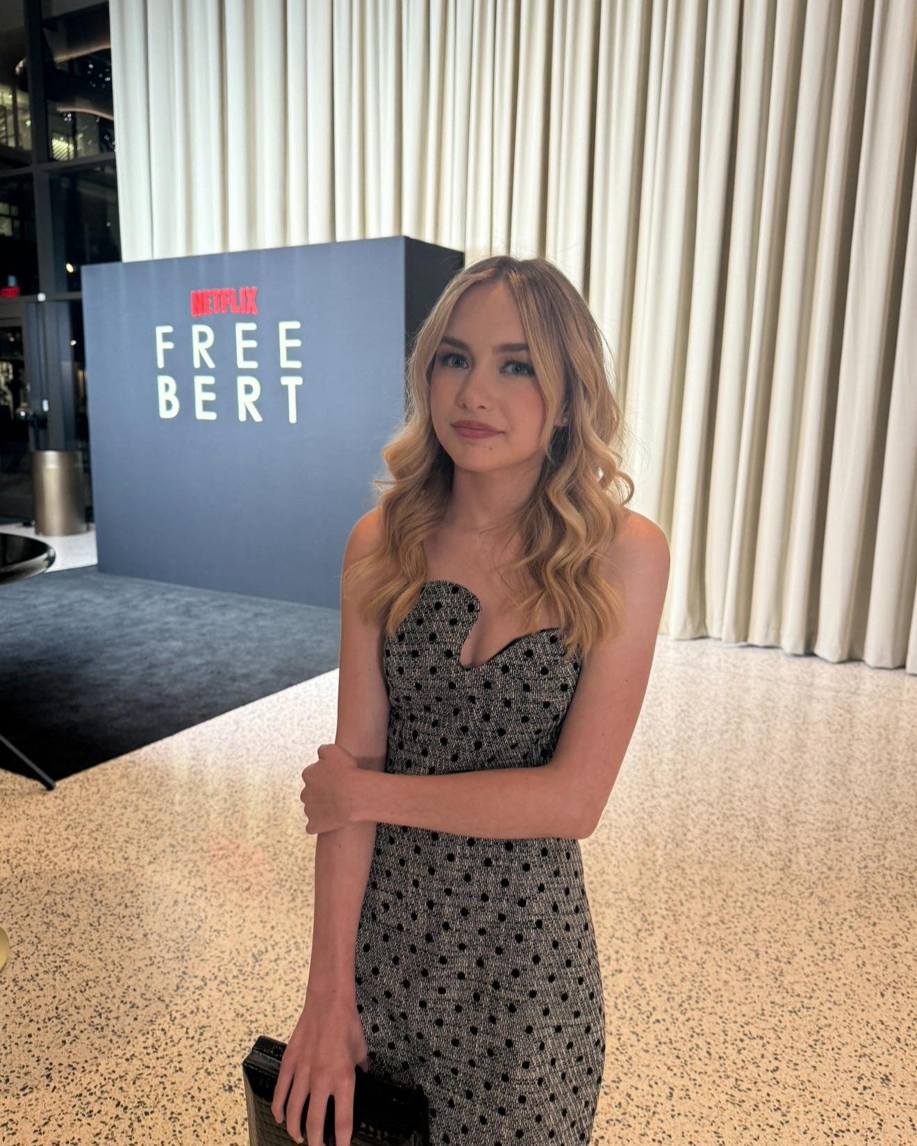 Absolutely honored to have done @avaryanofficial's highlight for her red carpet Netflix Premiere for Free Bert! Ava and her mom are the sweetest and most down to earth people ever!

Stream Free Bert on @netflix!

Lifted with @Redken Blonde IQ
Glossed