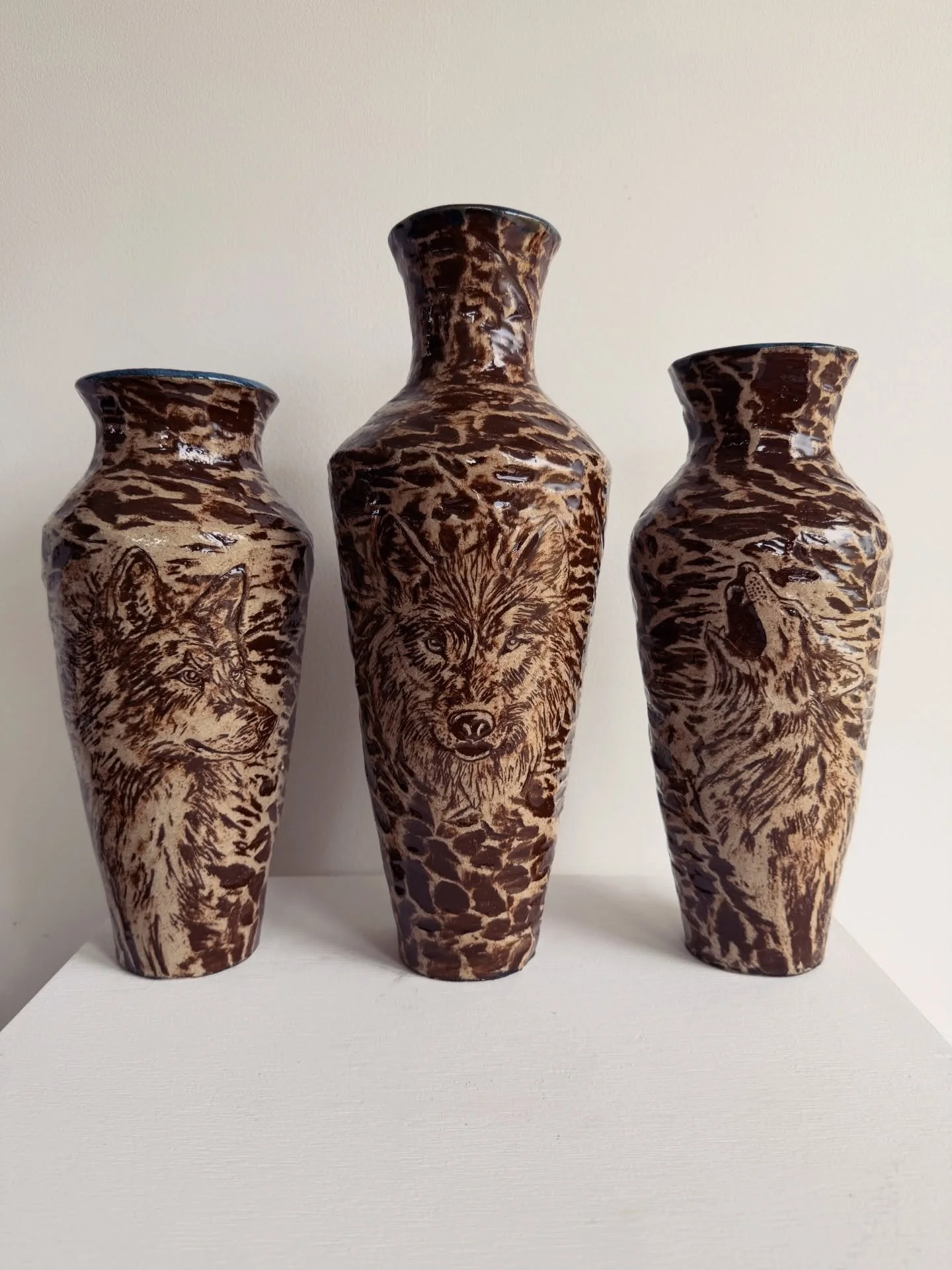 Wolves 🐺

Instinct 🐾 Wisdom 🌙 Wild 🔥

I loved carving these, it&rsquo;s a great process and feels very freeing in comparison to seeking uniformity in my other works 

It was also fun to see them alongside some of my other new pots that I also mad