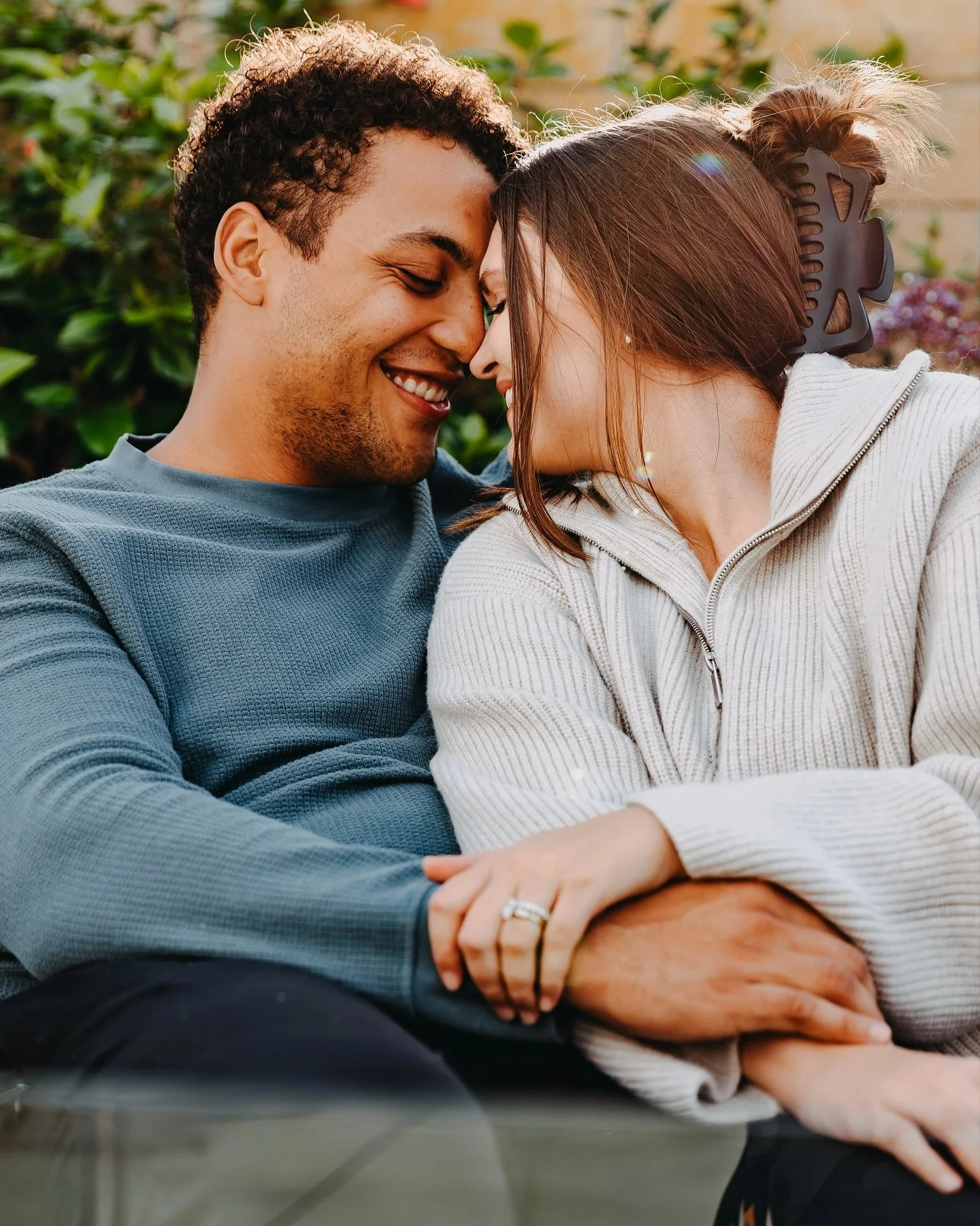 A cozy at-home session with a couple little friends 
🧶🐈
-
Couples session giveaway is still live! Check out the pinned post for rules &amp; how to enter. Hope to capture your story soon!!
