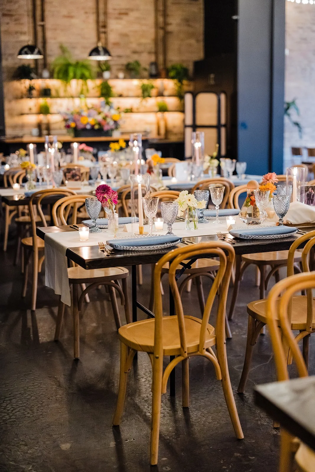 wedding-guest-table-flowers.jpg