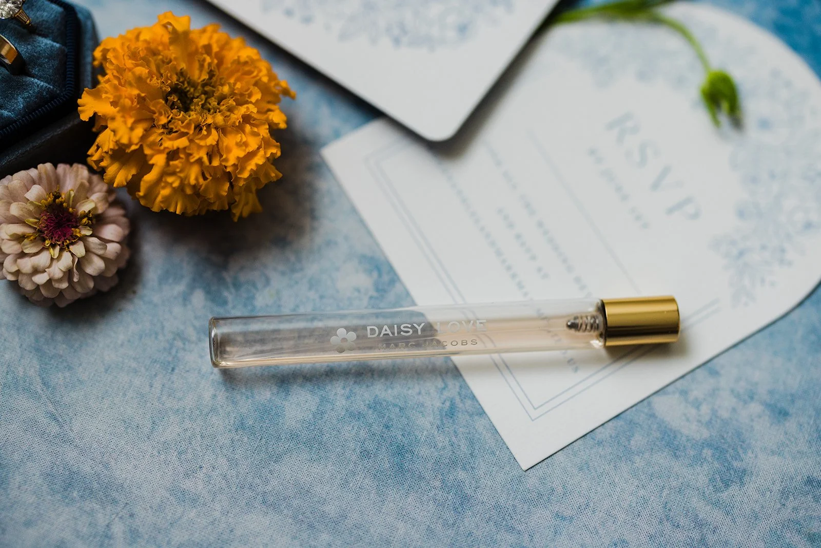 chicago-wedding-flatlay.jpg