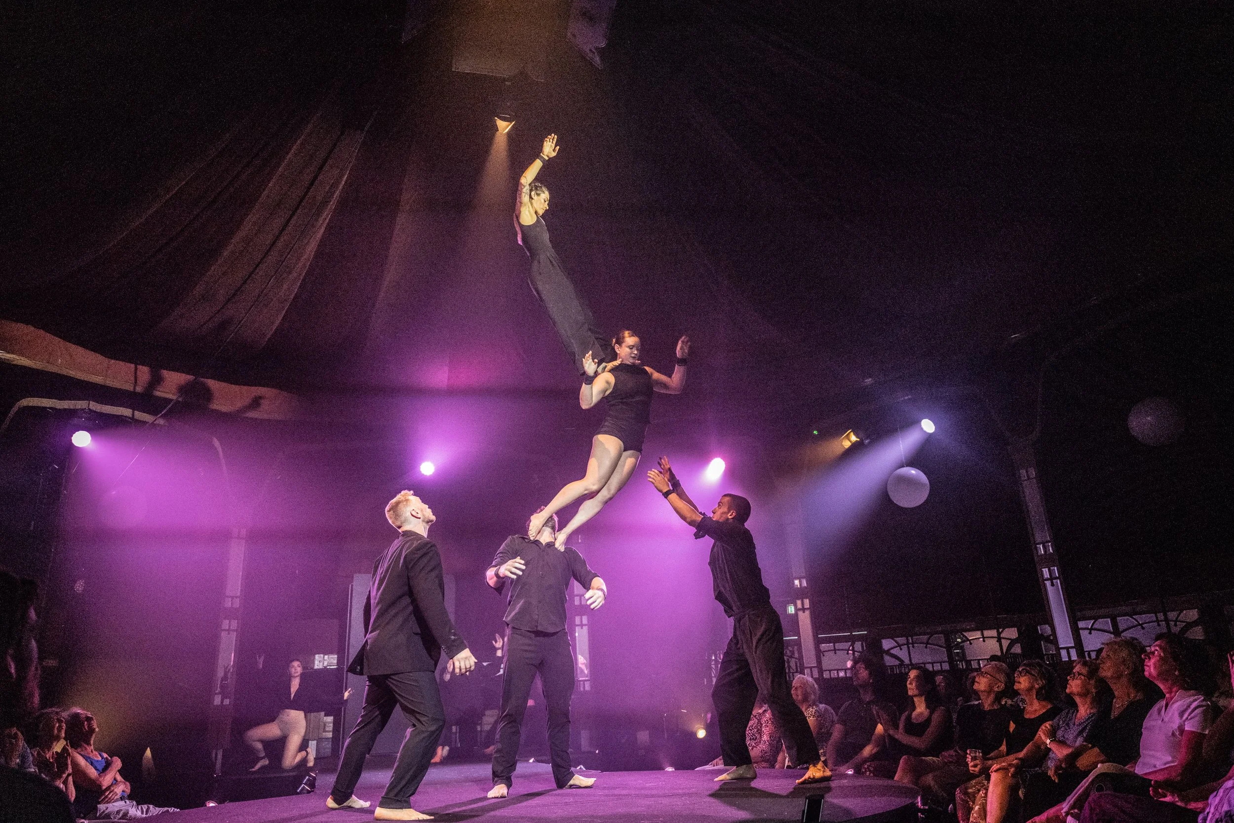 The Mirror-Gravity Other Myths photo by Niels Knelis.jpg