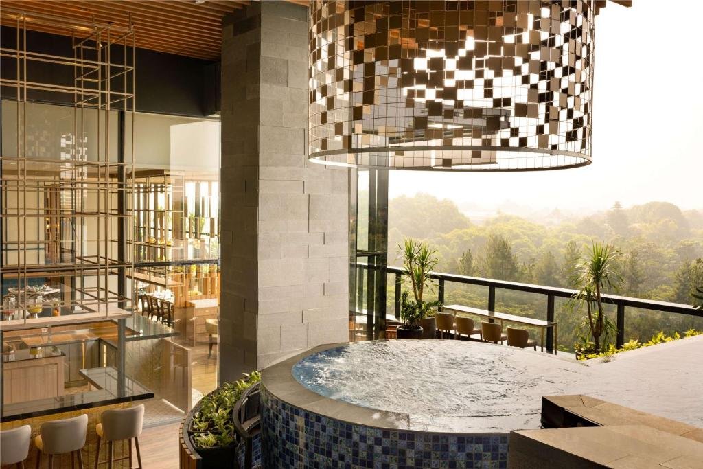 DoubleTree by Hilton Jakarta Bintaro – Jazzware, DuVoice