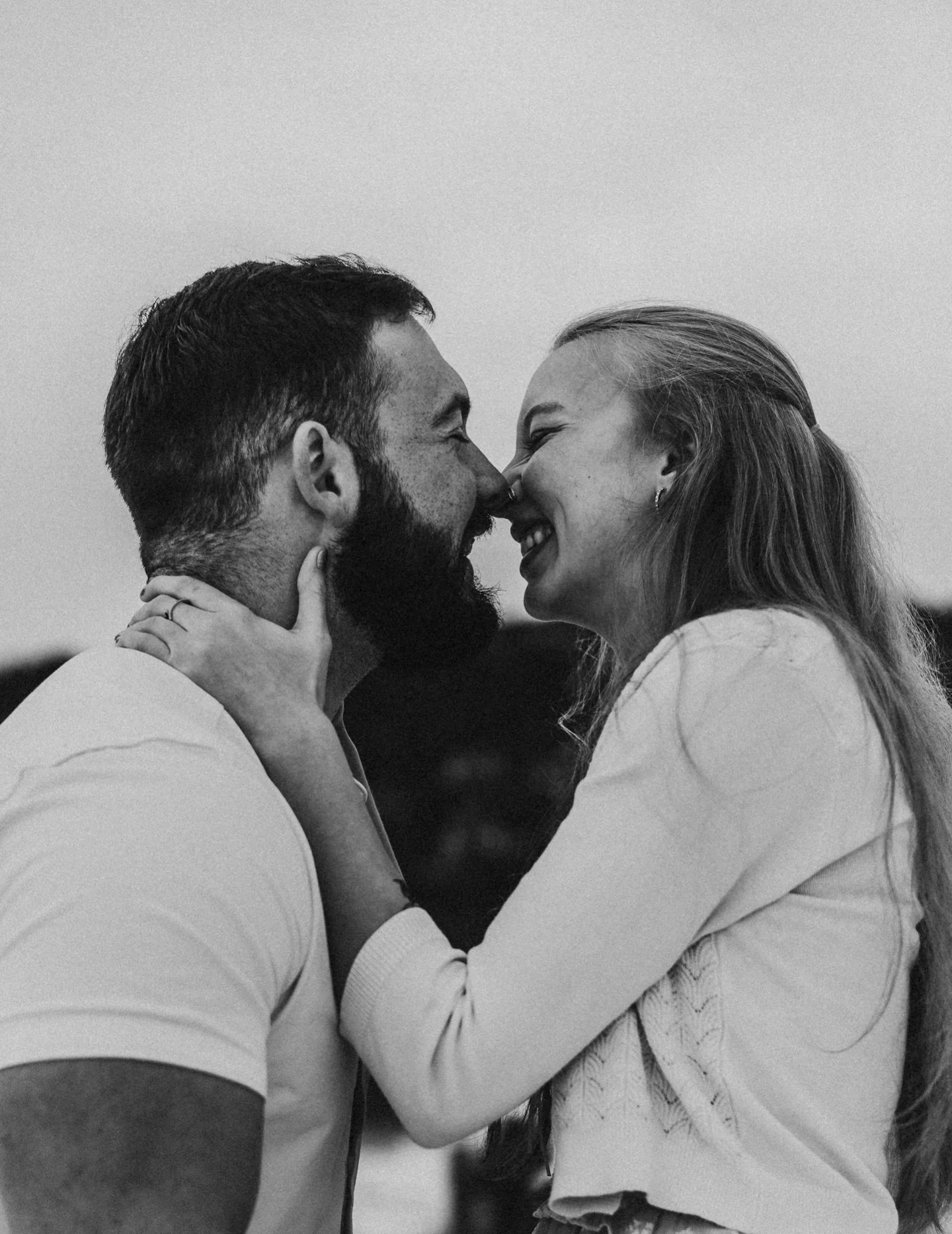 Ugh can they be any sweeter 🥹🖤✨

#couplesphotographer #couplesphotography #coloradospringsphotographer #canonr8