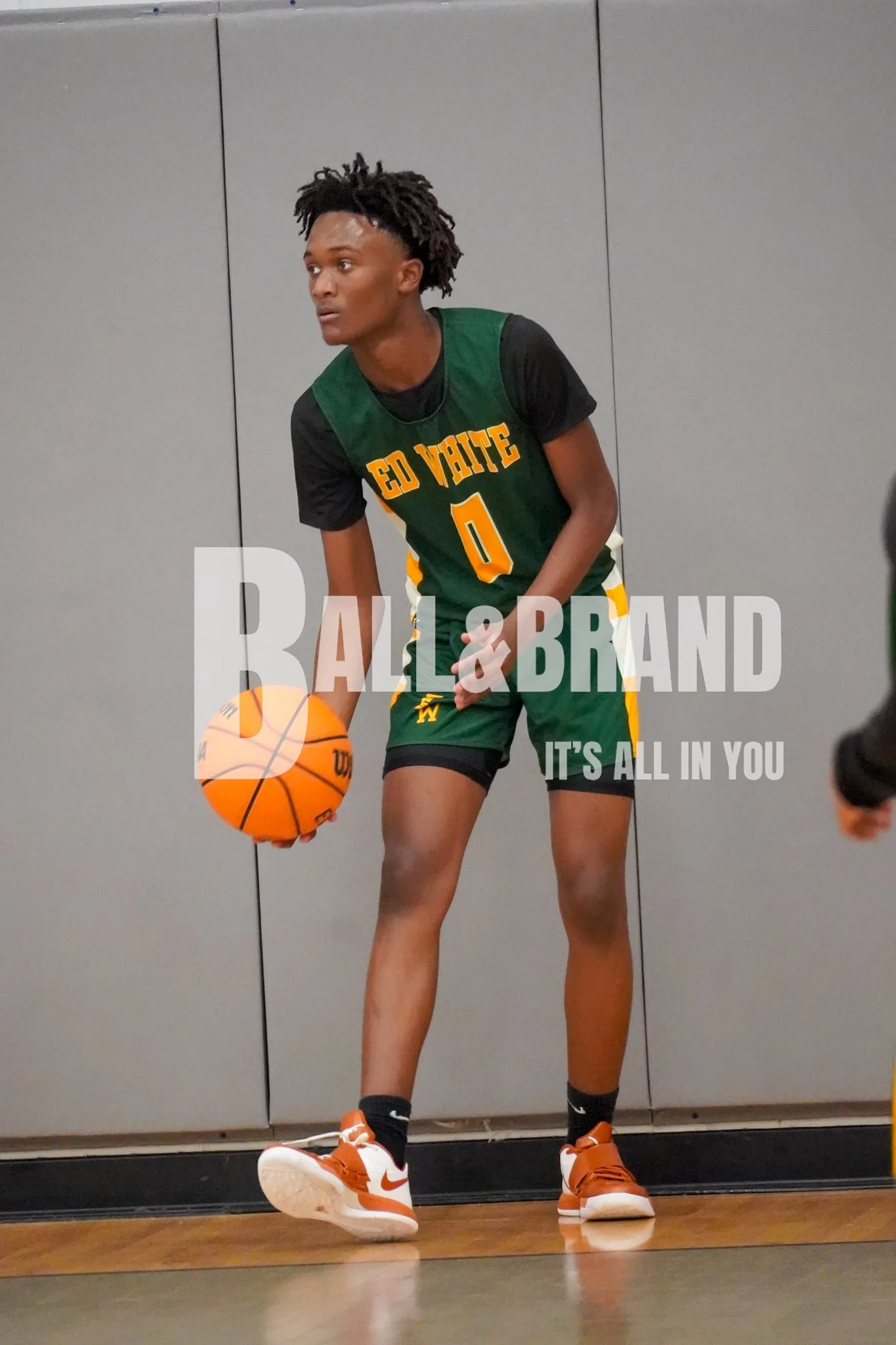 ED WHITE #0  BASKETBALL