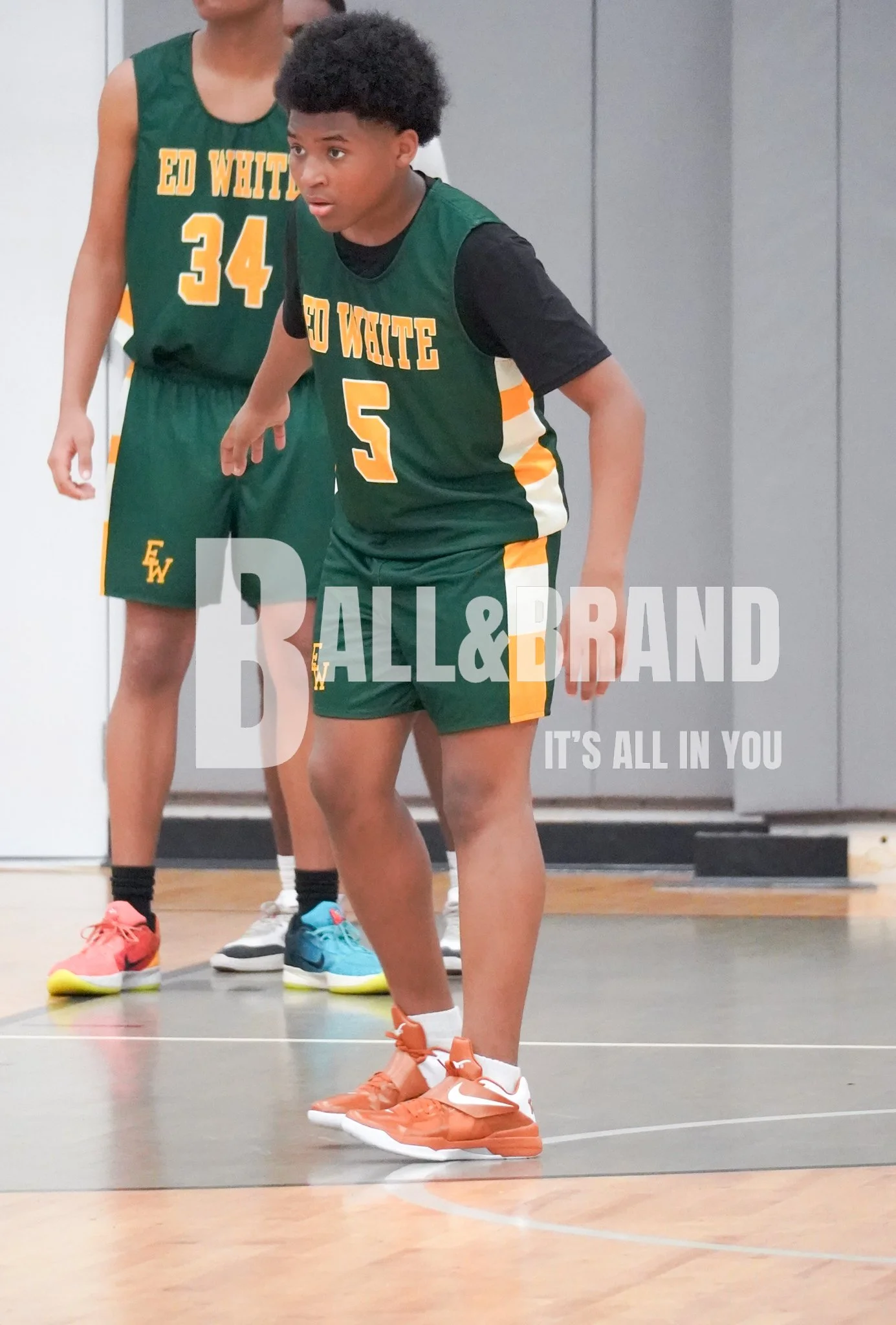 ED WHITE #5 BASKETBALL