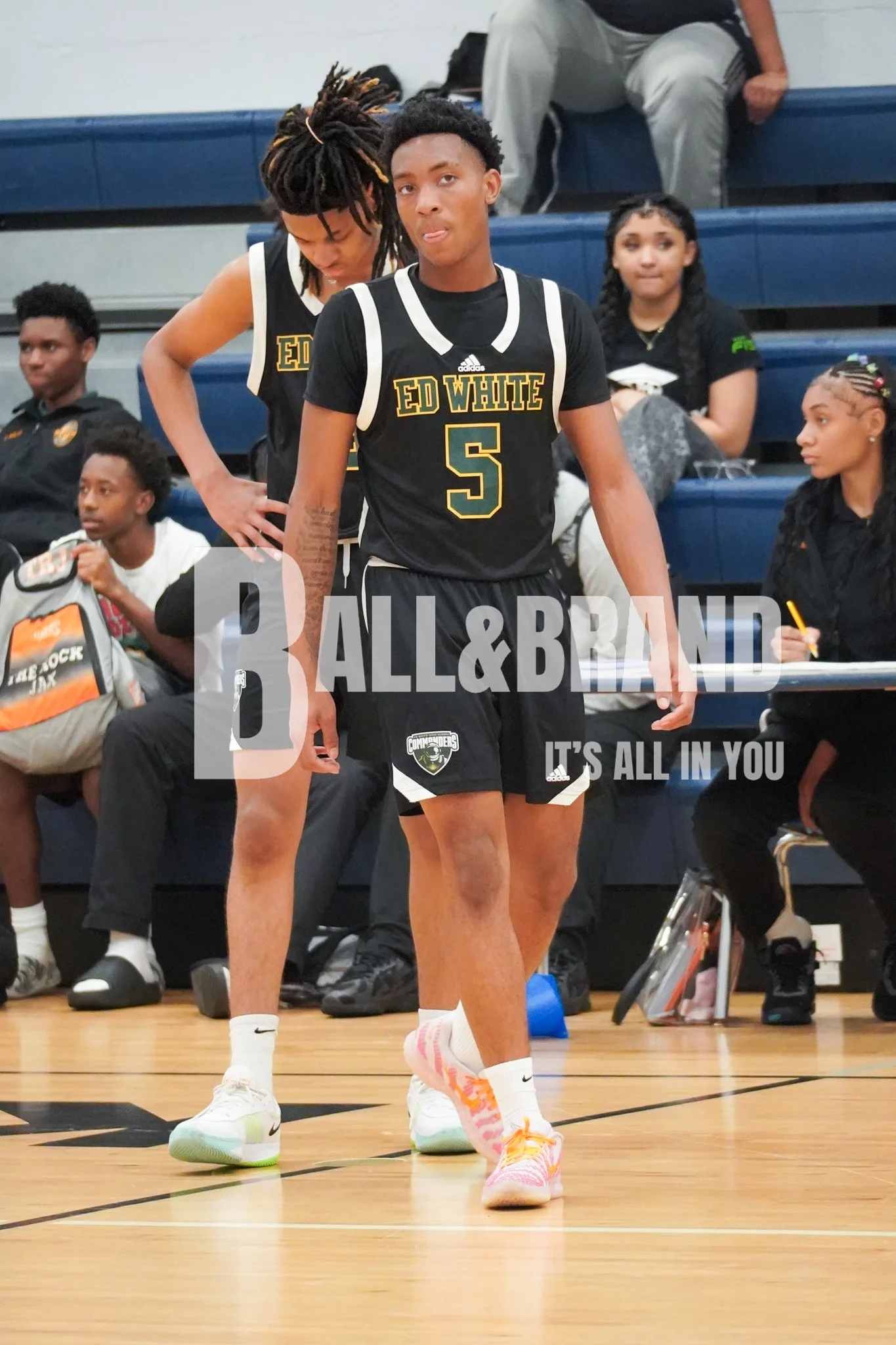 ED WHITE #5 BASKETBALL