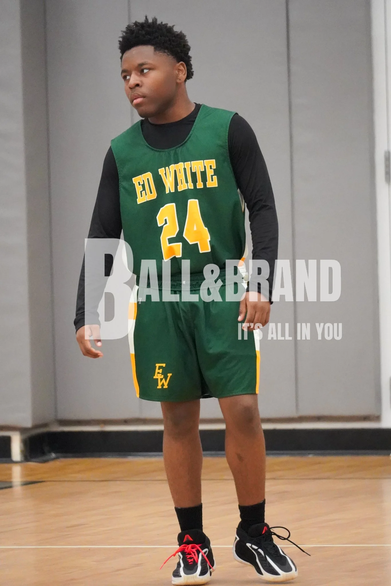 ED WHITE #24 BASKETBALL