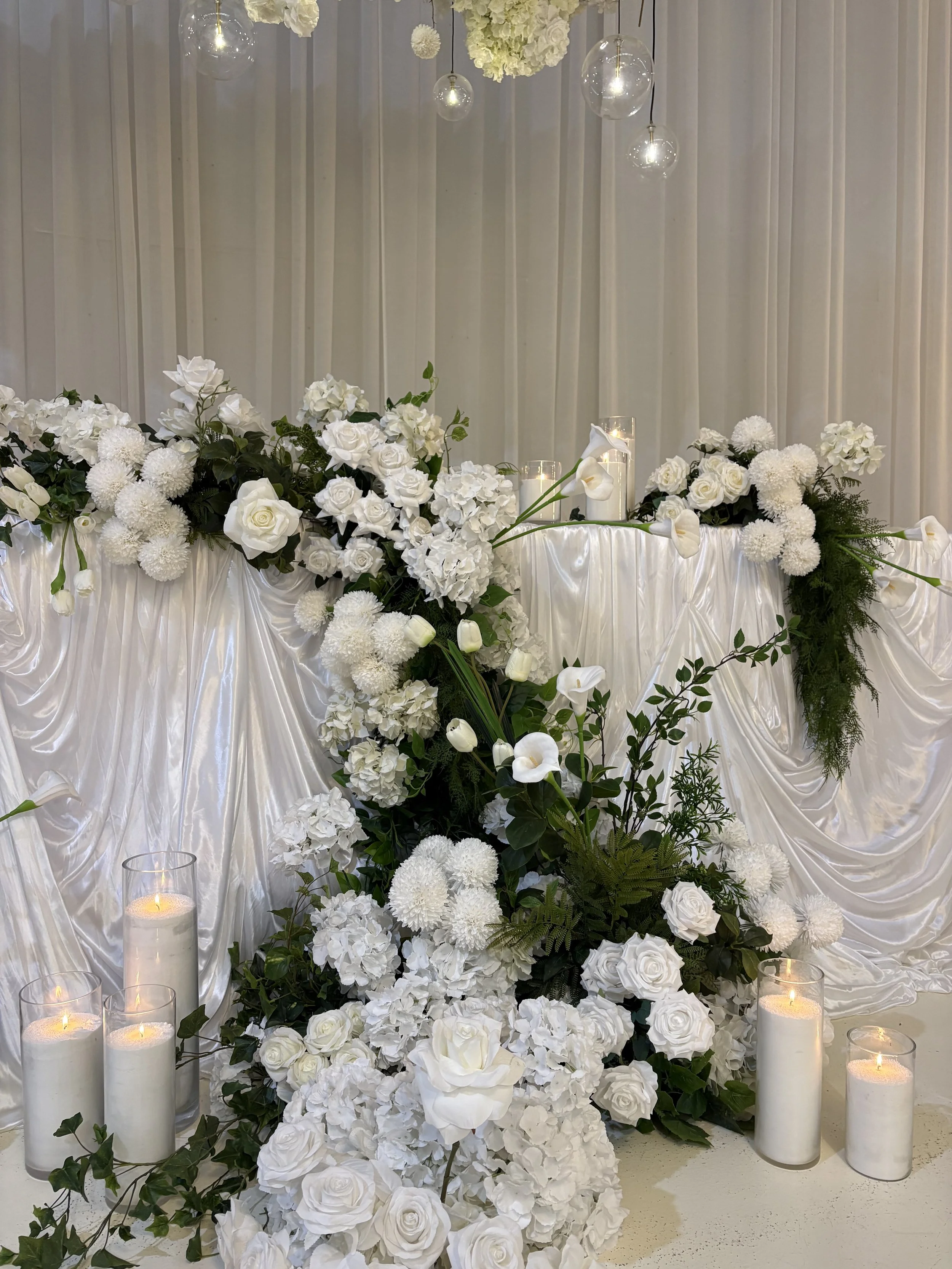 Bridal Table Cascade - Centred