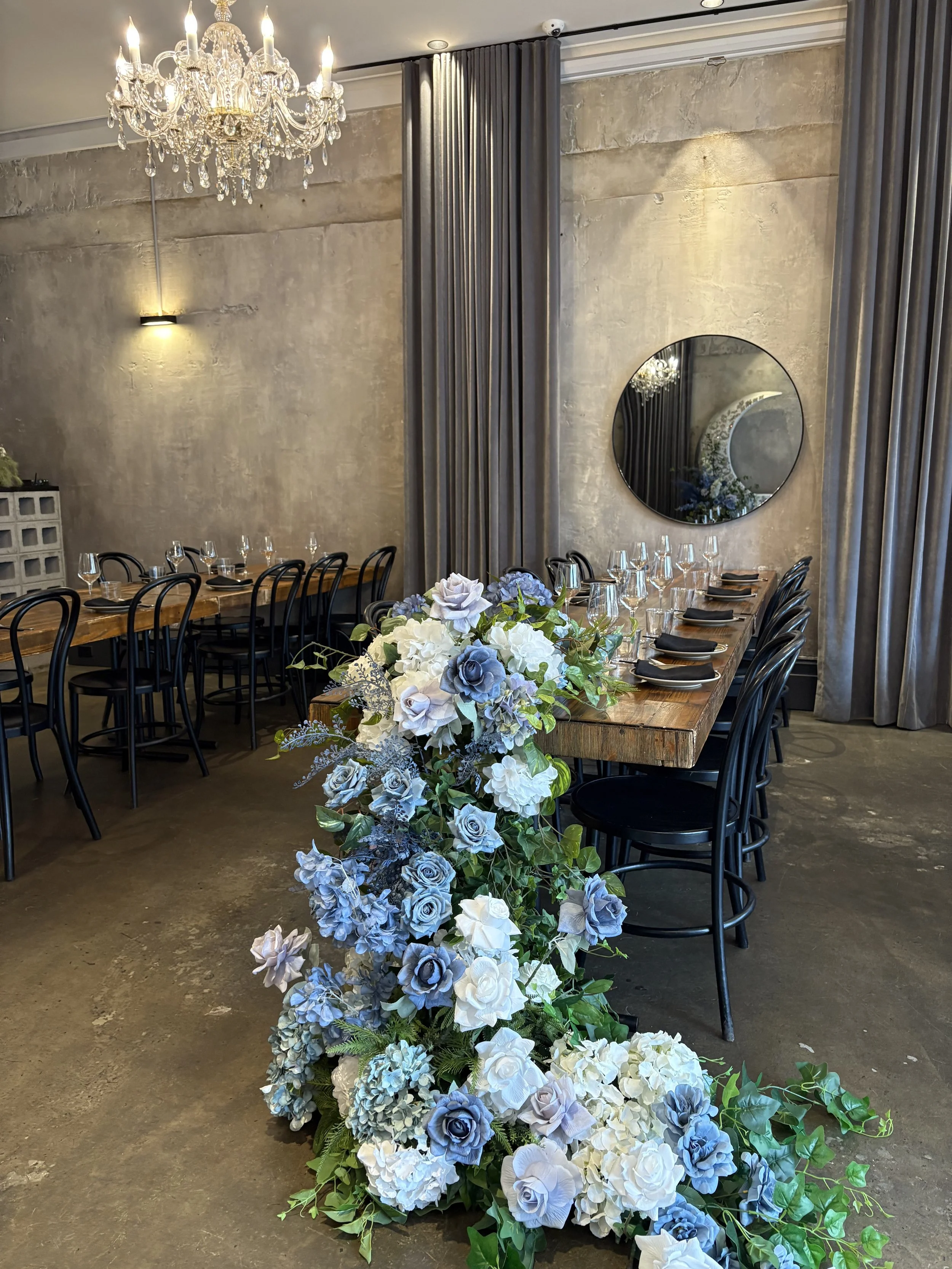 Cascade - guest table.jpeg