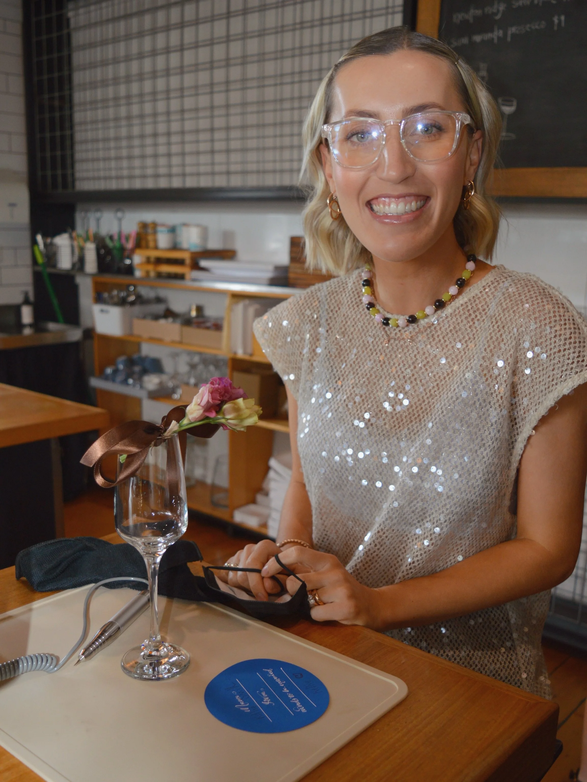 My engraving station set up at the pop up! I also think this was my face the entire afternoon 🥺

Necklace @decourt.co 
Dress @vrg.grl 
Venue @wytonevents 

#popup #brandactivation #engraver #eventinspo #glassgifts
