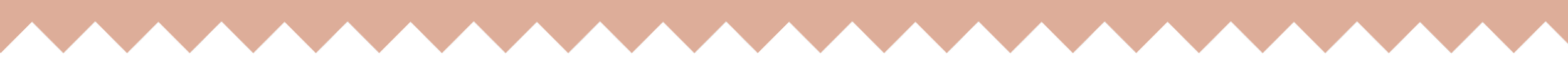 Pattern of beige zigzag lines.