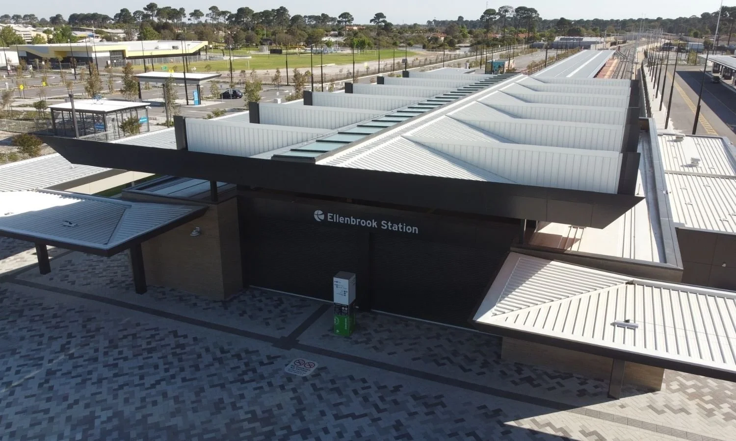 MELCONNX Train Station Roofing & Cladding — Bugardi