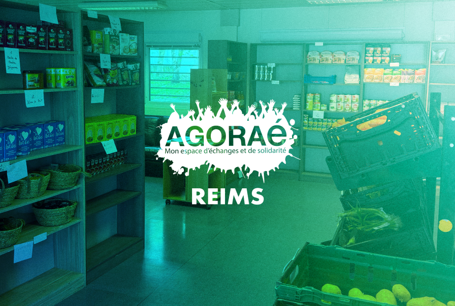 Photo de l'AGORAé avec logo dessus