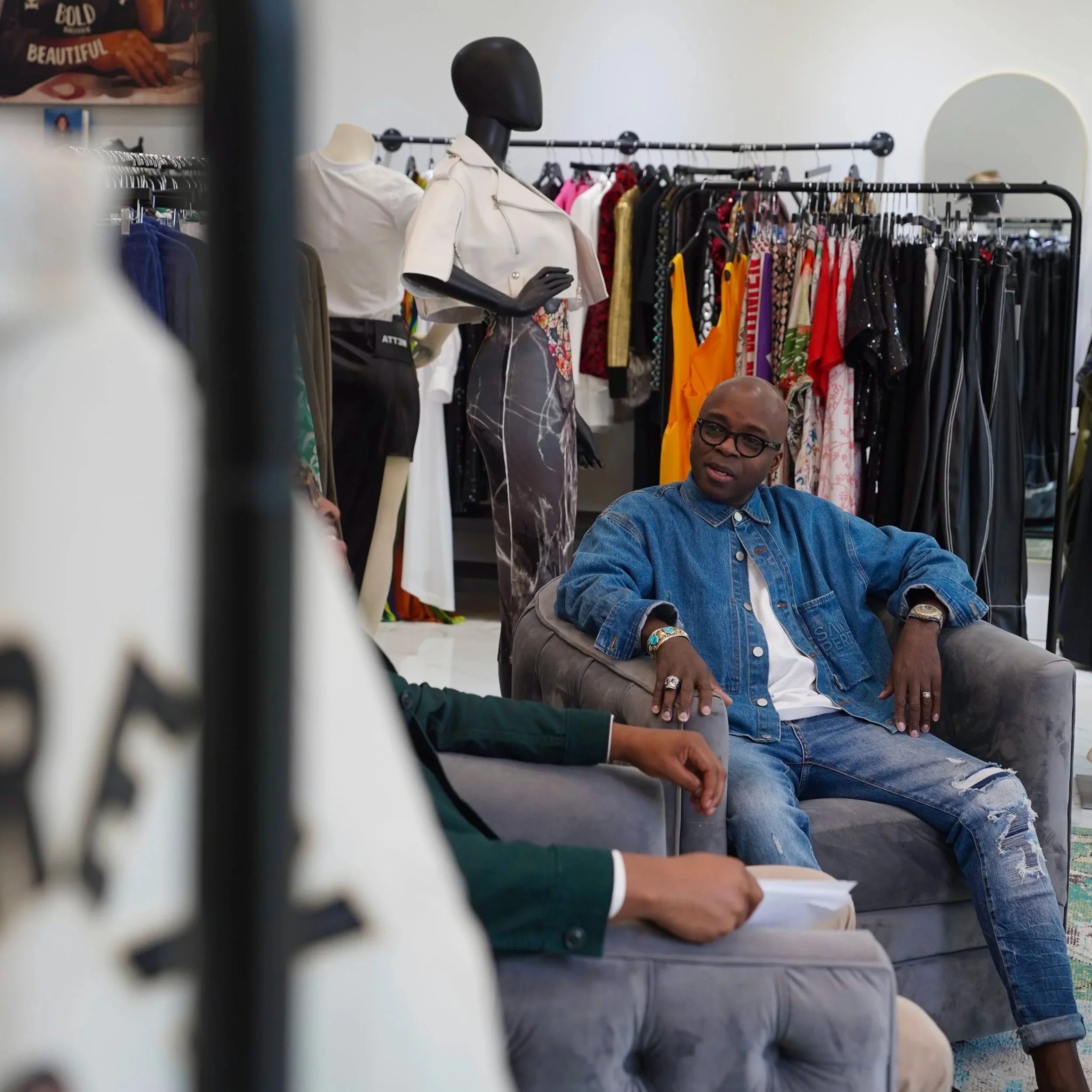 Nino Ross being interviewed at Eluxeit at Perimeter Mall, Dunwoody Georgia