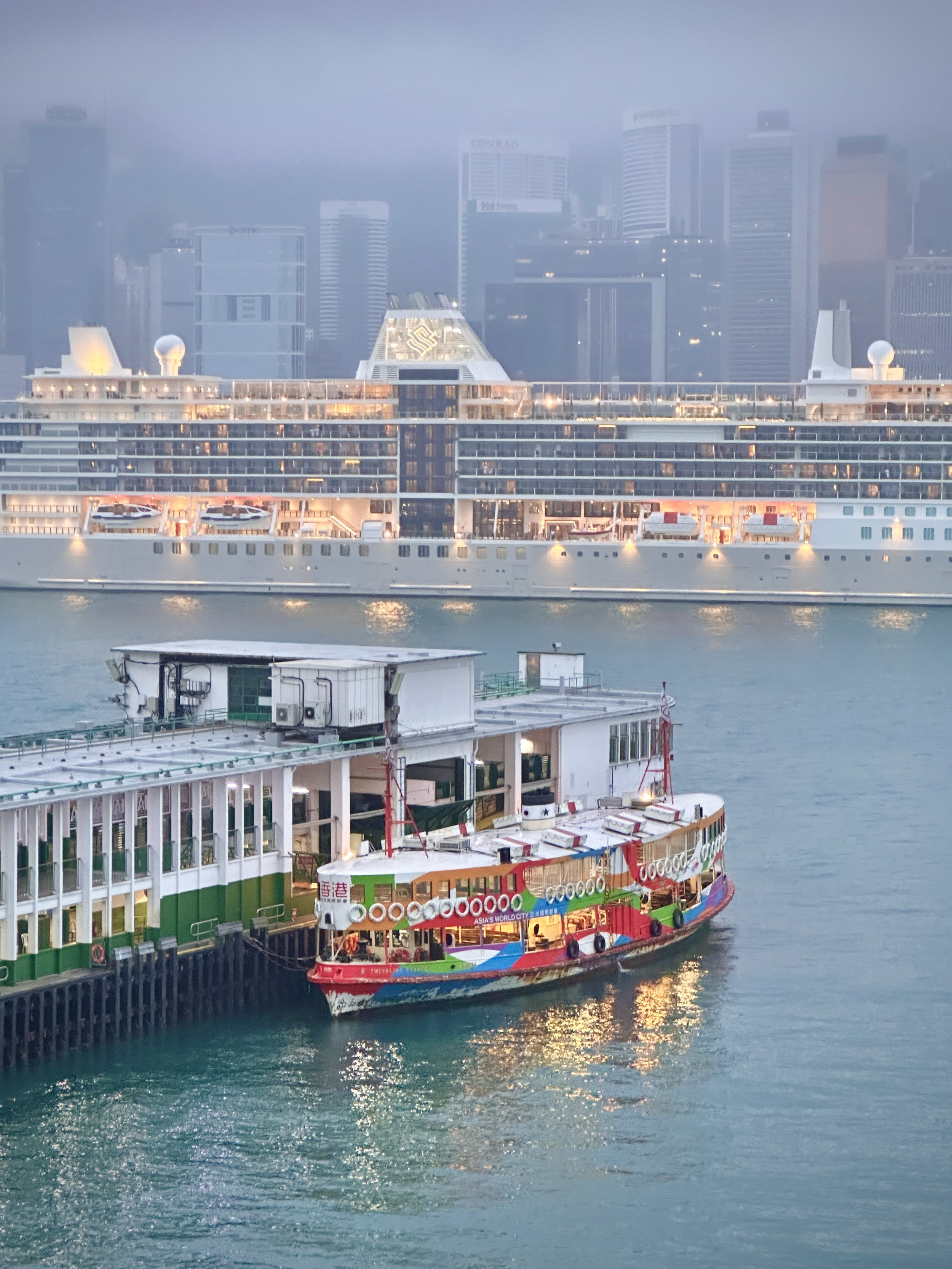 層巒疊嶂無窮盡_直上青雲更高處 - Fran Fran enhk.jpg