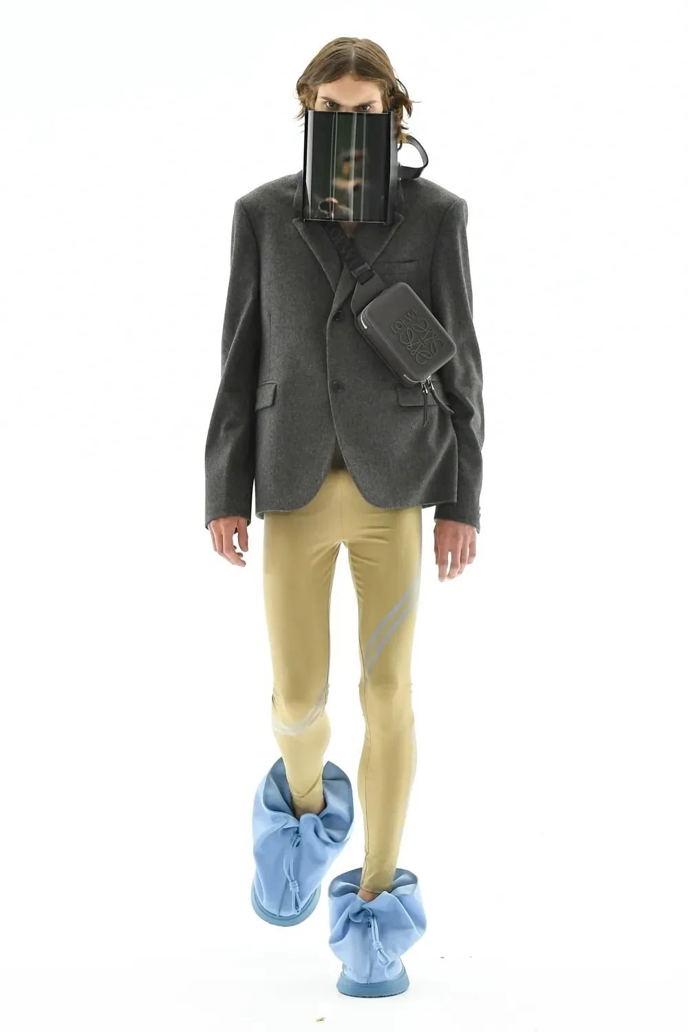 1-jules-belloc-ss23-loewe.jpg