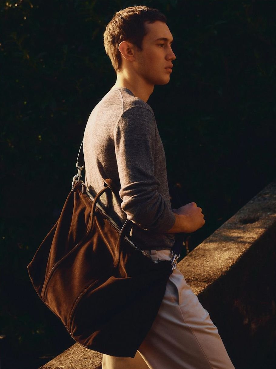2-achille-genet-fw25-massimo-dutti.jpg