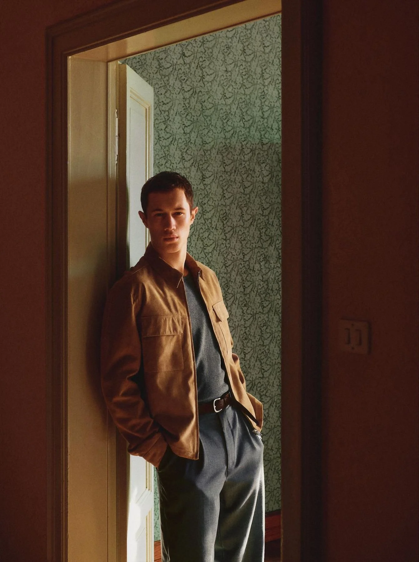 10-achille-genet-fw25-massimo-dutti.jpg