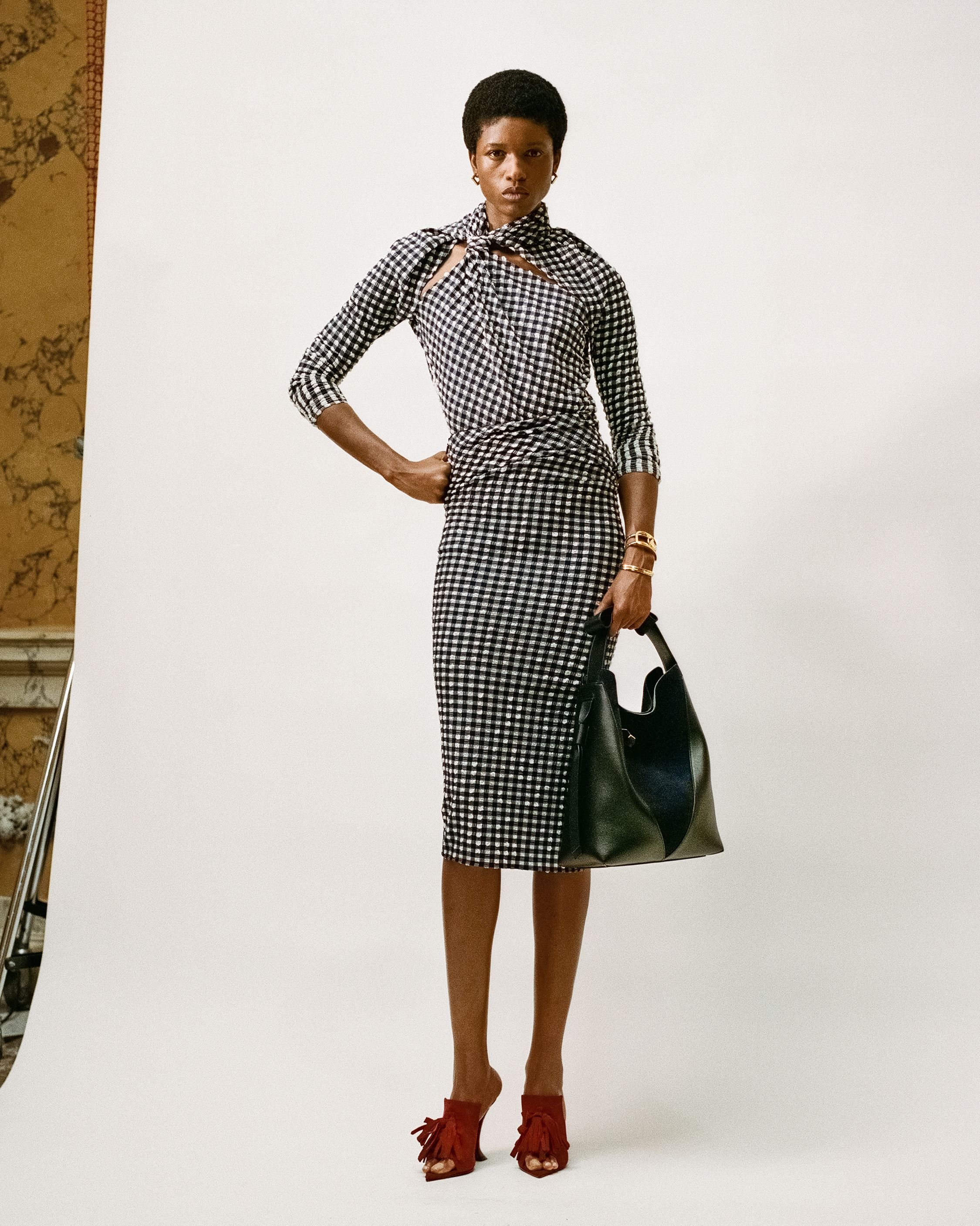 5-kathia-nseke-lanvin-spring-2027-ph-laura-marie-cieplik-st-leopold-duchemin.jpg