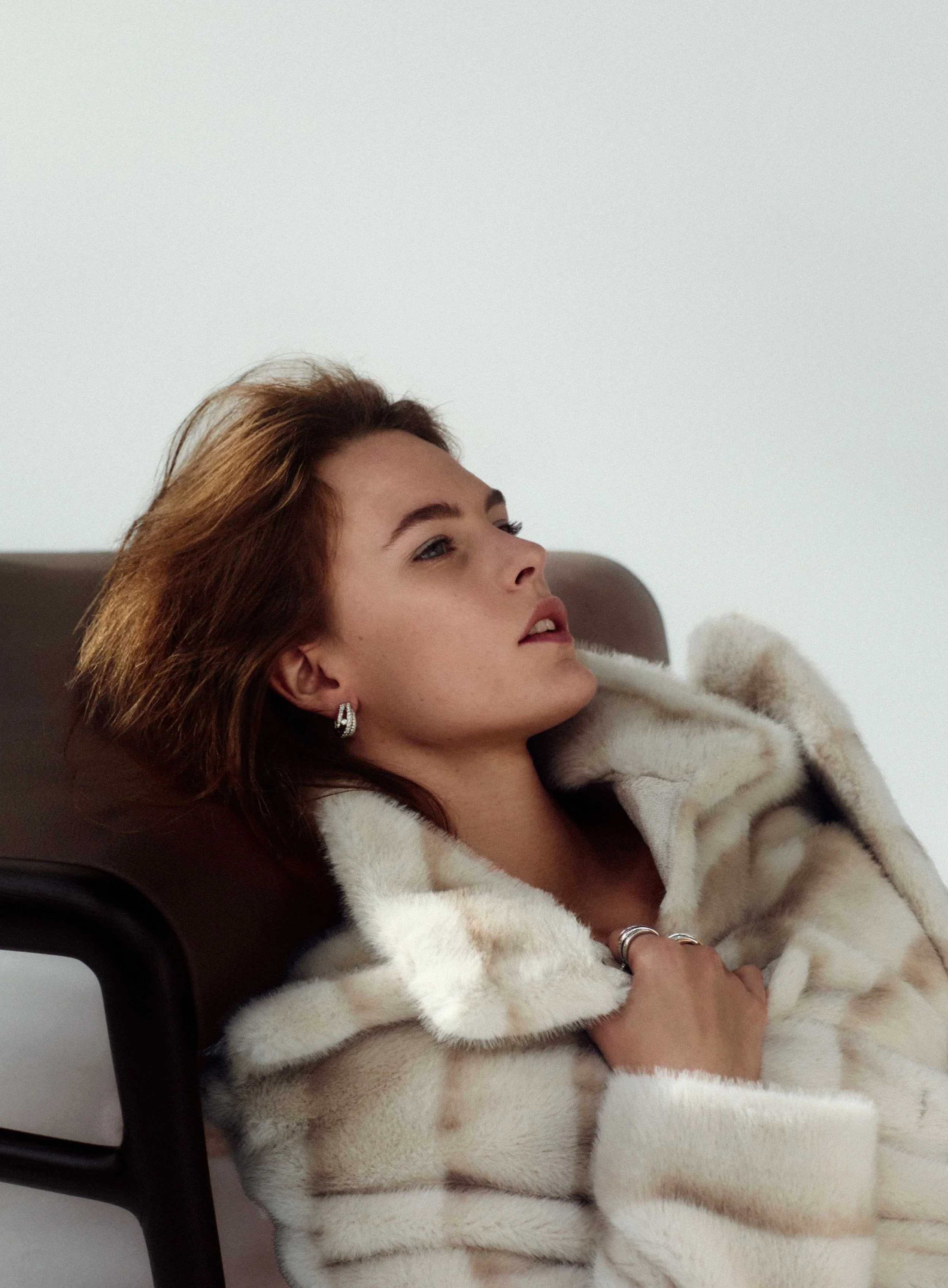 6-coline-leclere-2601-vanity-fair-ph-xavier-gordo-st-valentina-di-pinto.jpg