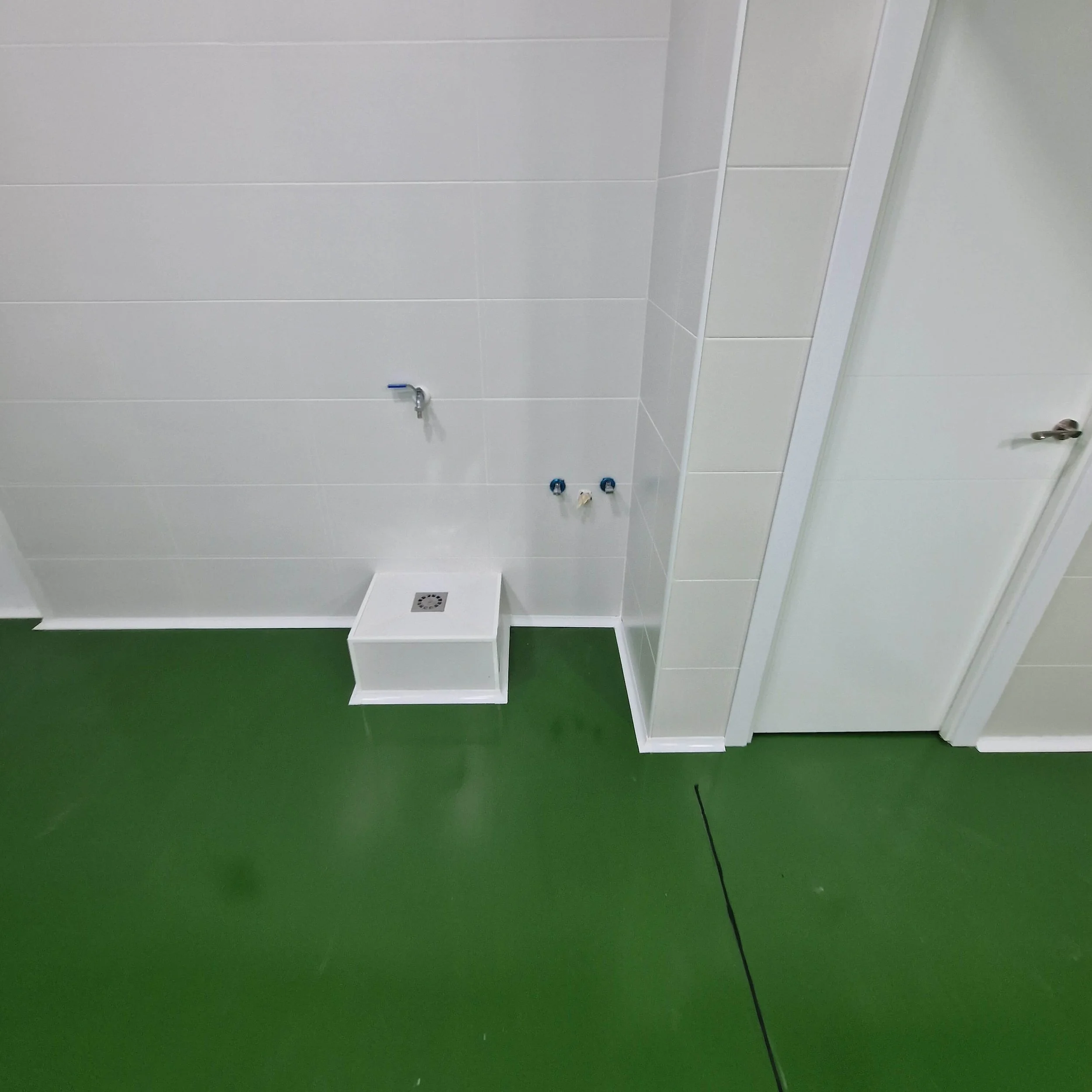 Reforma de baño pequeño en Madrid, España: aprovechamos cada centímetro.